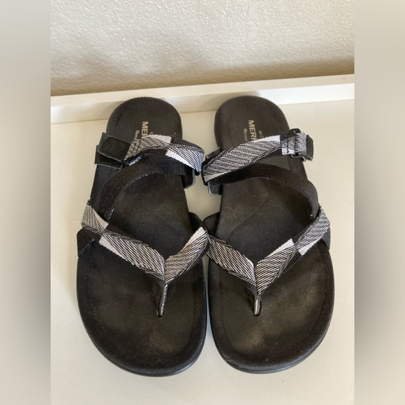 Merrell Shoes - MERRELL AIR CUSHION MEMORY FOAM WOMENS SANDALS MULTICOLOR SIZE 7